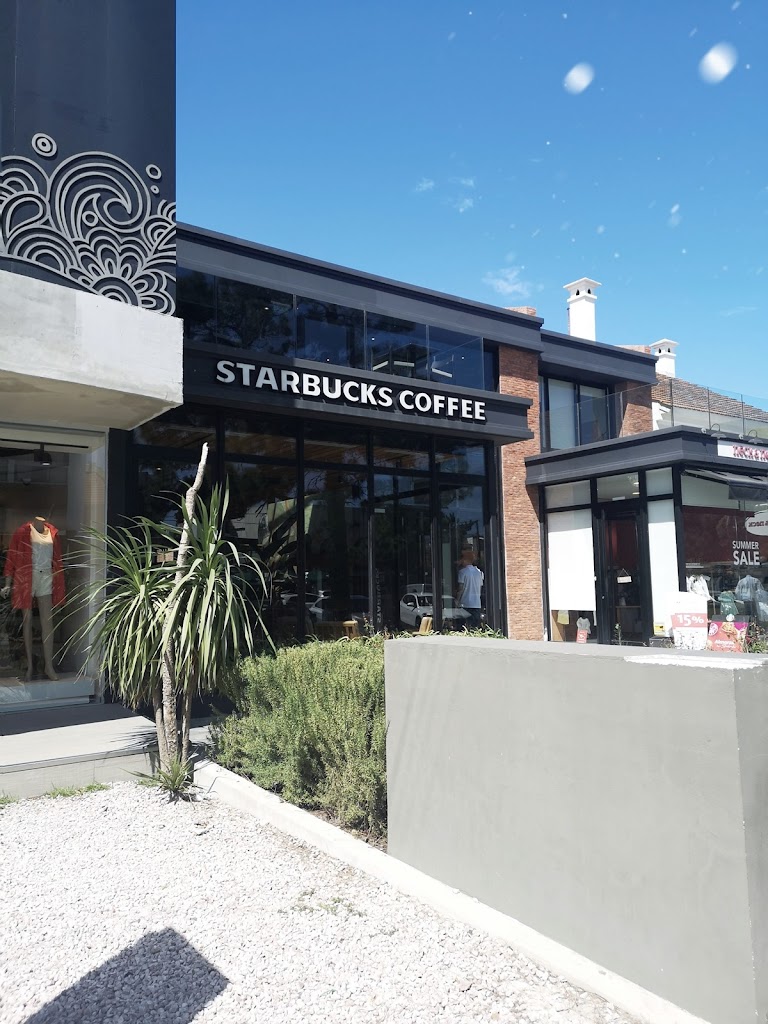 Starbucks Viaje corto a Montevideo Starbucks Viaje corto a Montevideo