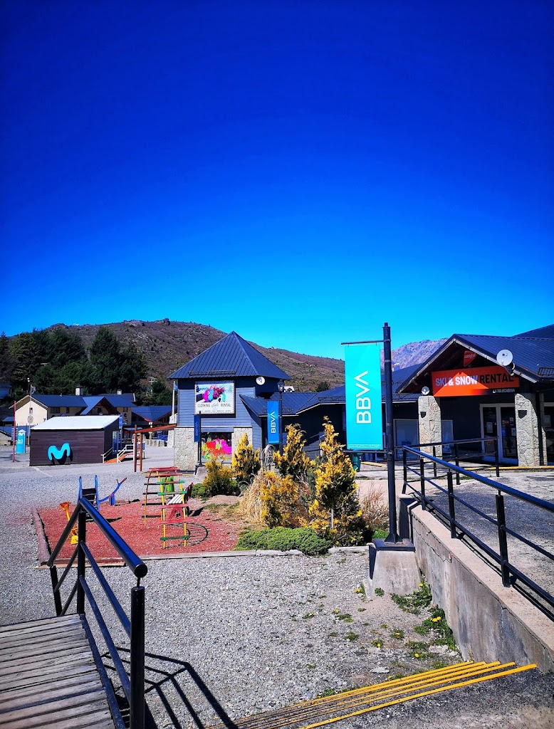 Tiendas-del-Centro-Base-del-Catedral-Bariloche