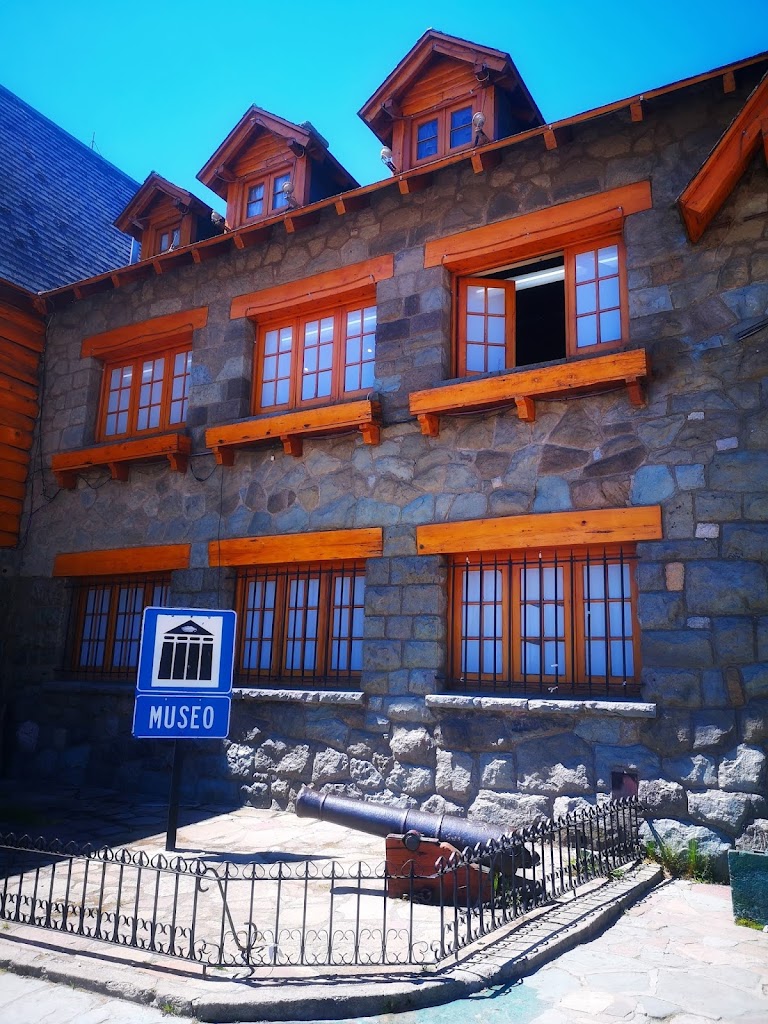 Centro-Civico-de-Bariloche-Museo-de-la-Municipalidad Centro-Civico-de-Bariloche-Museo-de-la-Municipalidad-Lugares de Bariloche