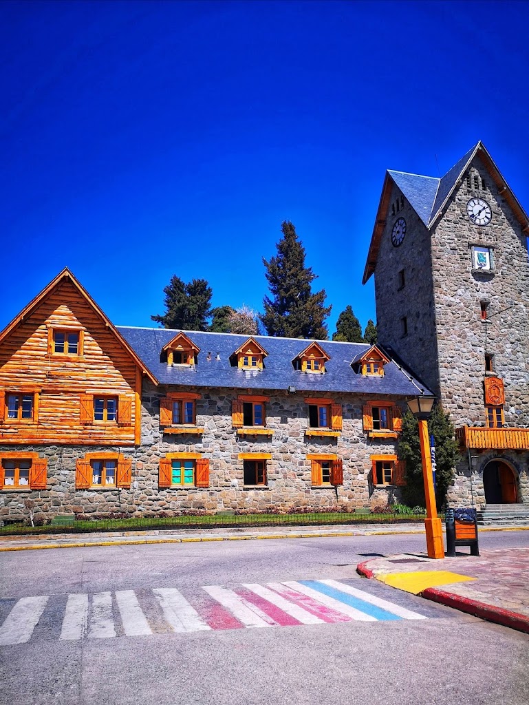 Centro-Civico-de-San-Carlos-de-Bariloche-Argentina Centro-Civico-de-San-Carlos-de-Bariloche-Argentina