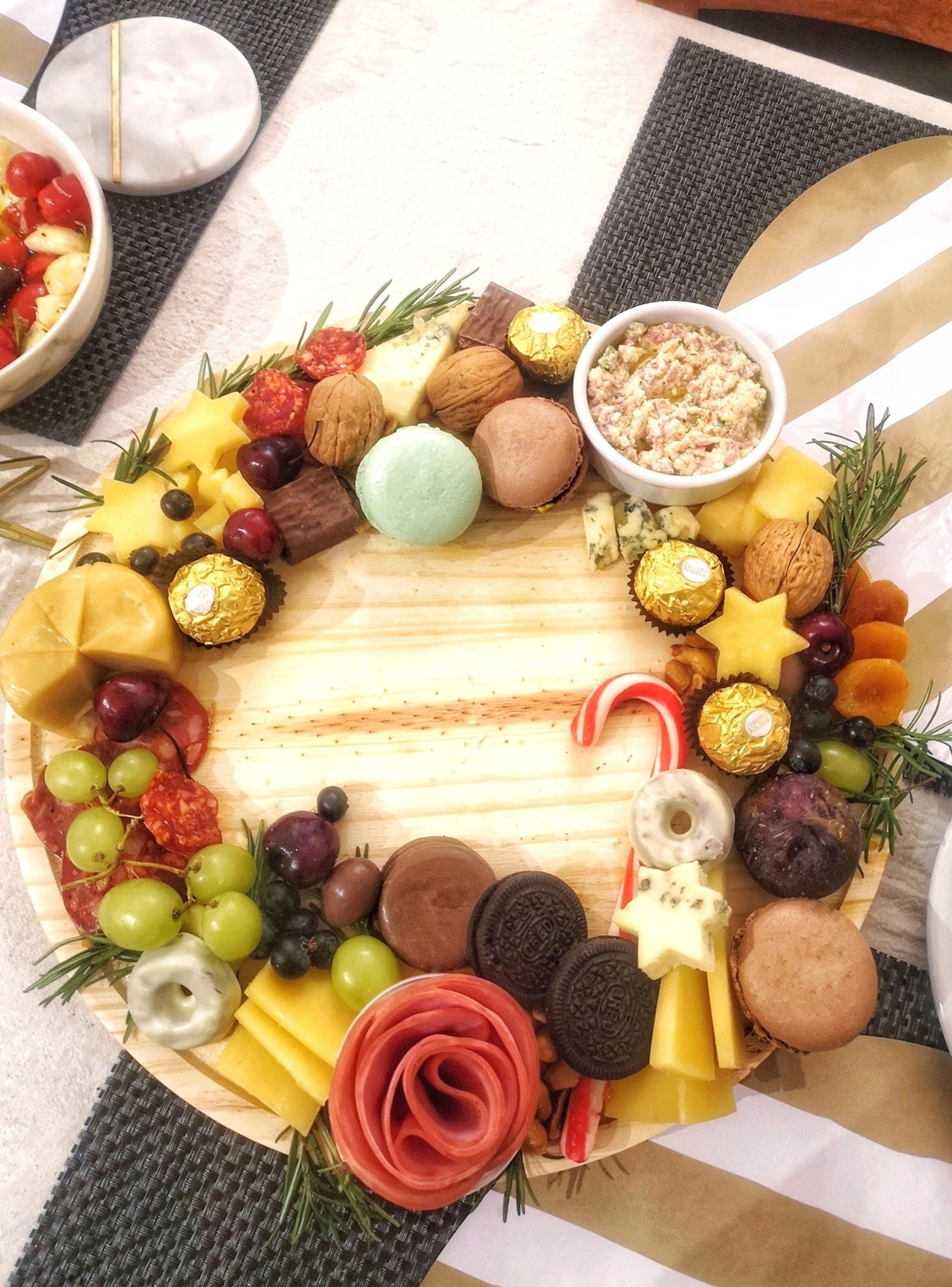 Tablas de queso trendy Corona de Navidad 2022