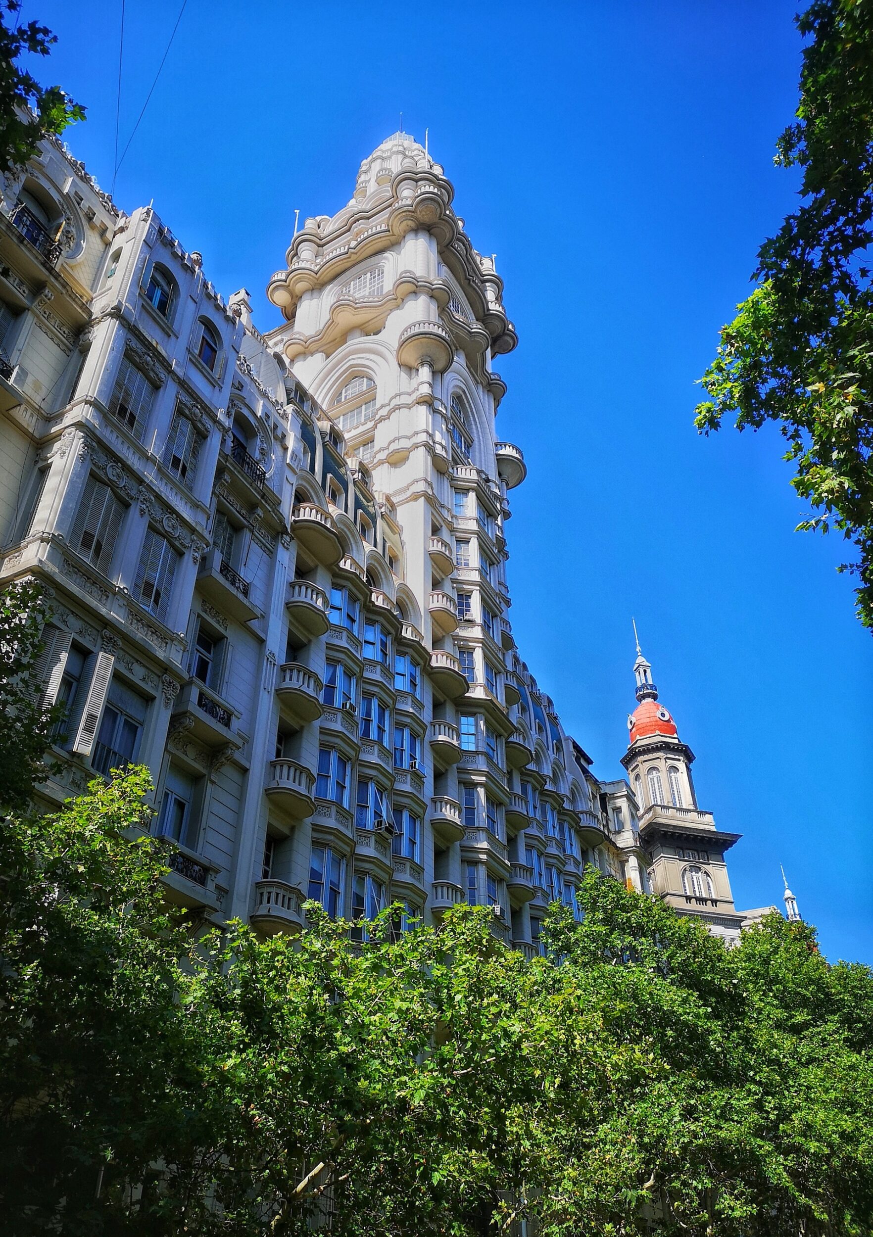  PALACIO BAROLO-TORRE INMOBILIARIA-BUS TURISTICO