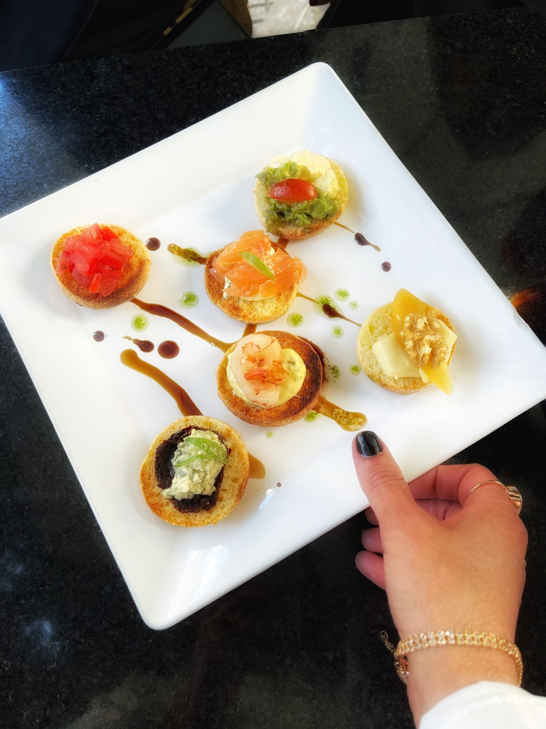 Aperitivos en el Croque Madame-Palacio Paz