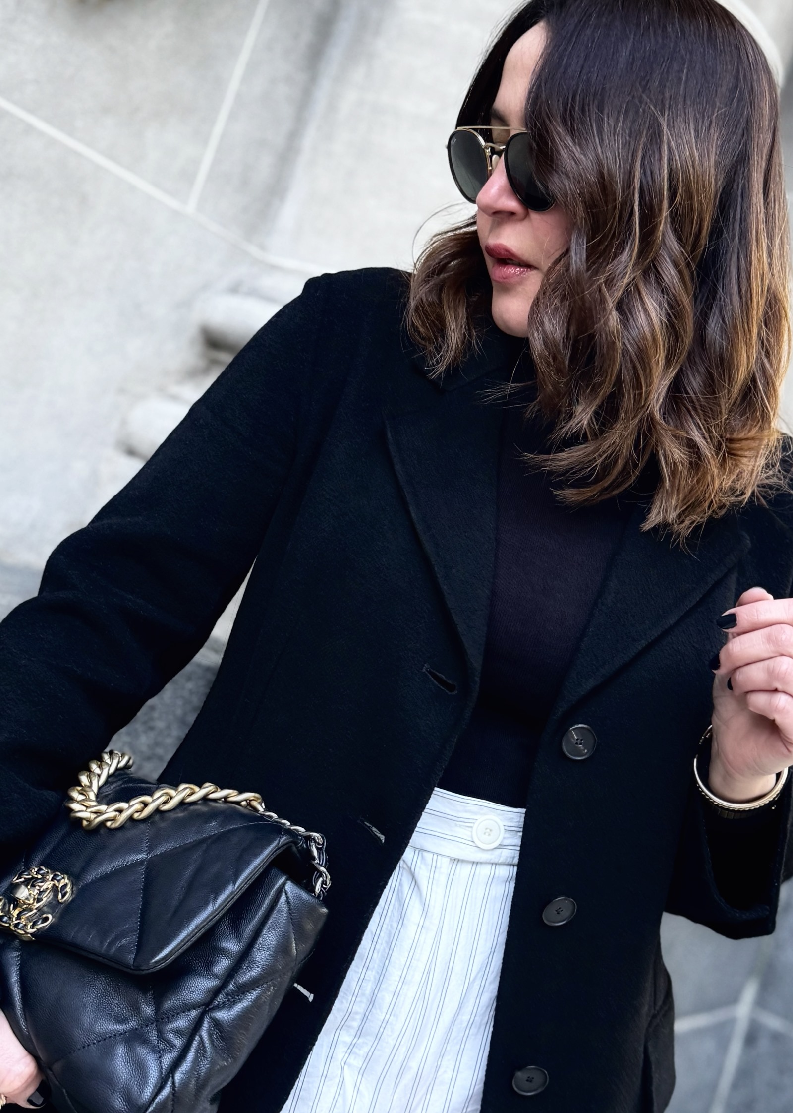 El-Look-de-las-Danesas-o-escandinavas-es-minimalista-de-lineas-simples-colores-neutros-y-elegantes